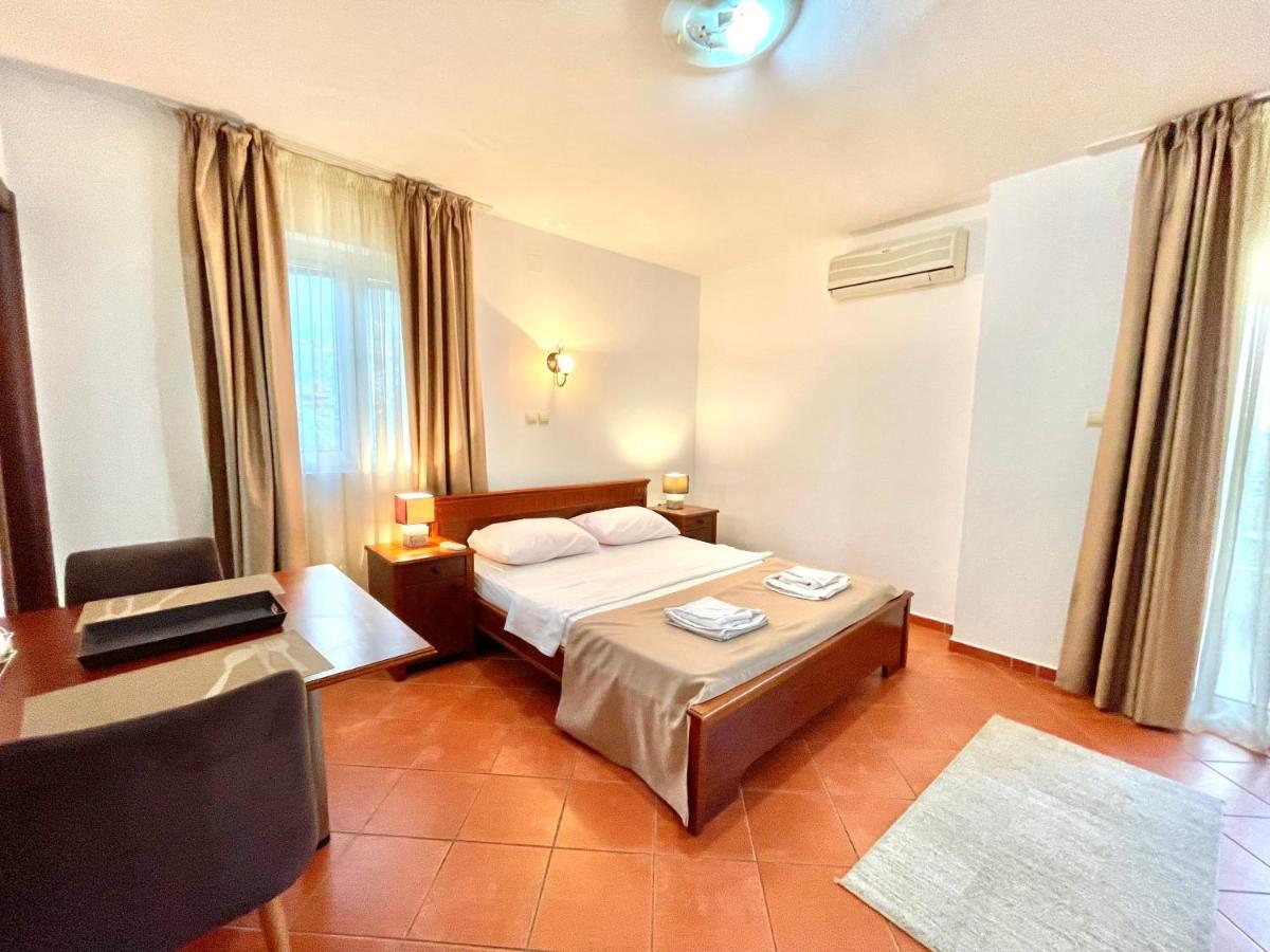 Apartments Petkovic Budva Exteriör bild